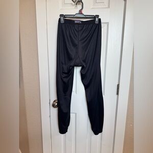 Patagonia Black Capilene mid weight base layer